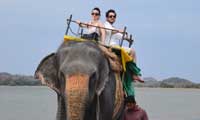 Sri Lanka Happy Holidys Elephant ride 